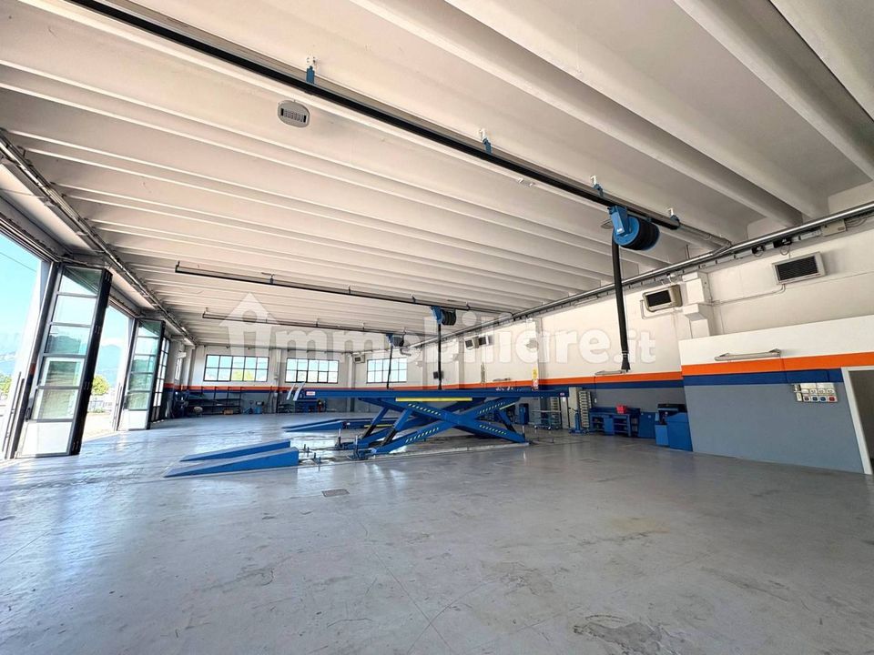 Magazzino a Brivio