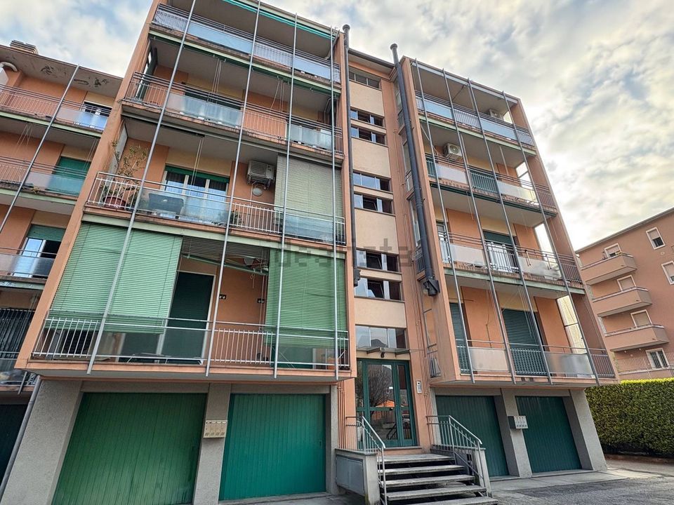 Bilocale in via del Roccolo, Belledo, Lecco