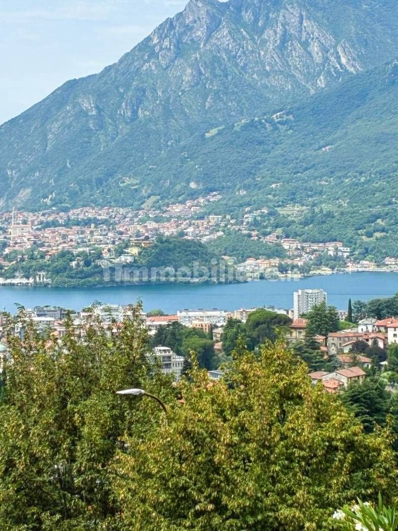 Bilocale in via Fausto Valsecchi, Bonacina, Lecco