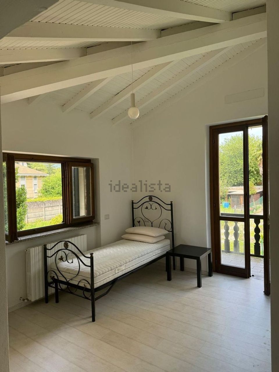 Villa in via Alessio Olivieri, Maggianico, Lecco